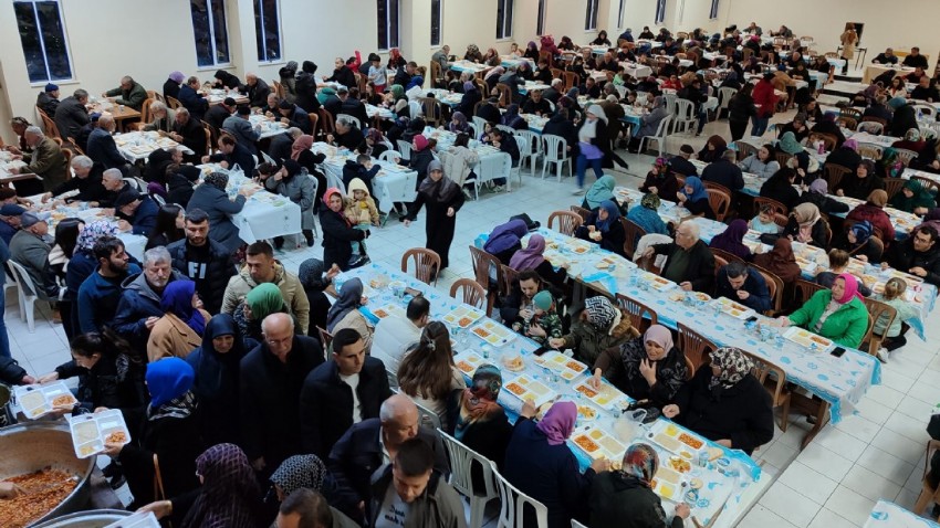Yılmaz ve Kotman aileleri Yeniceköy’de iftar sofrası kurdu