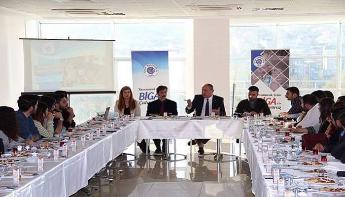 Başkan Işık, üniversite öğrencileri ile buluştu