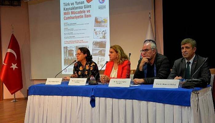 ÇOMÜ'de 'Milli Mücadele ve Cumhuriyetin İlanı' konulu panel düzenlendi