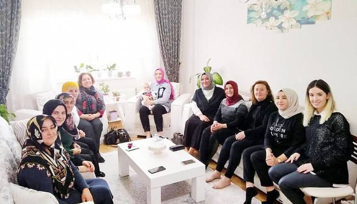 ERDOĞAN, MİNİK CANLARA MERHABA DİYOR