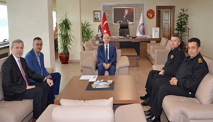 İl Jandarma Komutanı Büyük ve Sahil Güvenlik Komutanı'ndan Rektör Prof. Dr. Sedat Murat'a Ziyaret