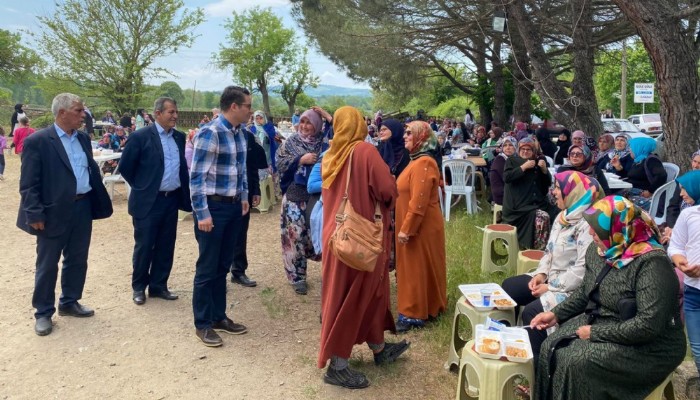 Yenice’de köy hayırları sürüyor