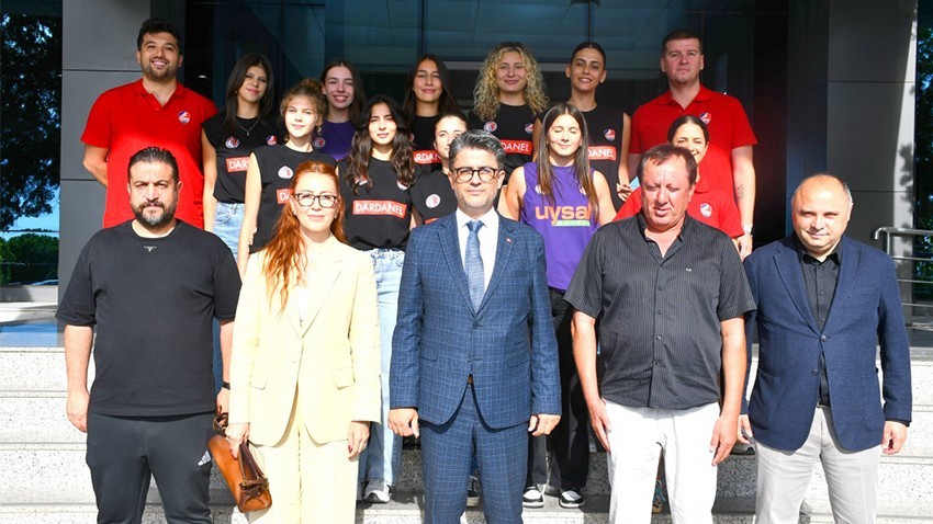 ÇOMÜ Kadın Voleybol Takımı Tarihinde İlk Kez 2. Lig'de