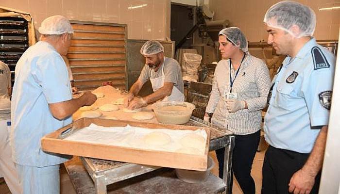 Çanakkale'de zabıta ekipleri, gıda ürünlerini denetledi