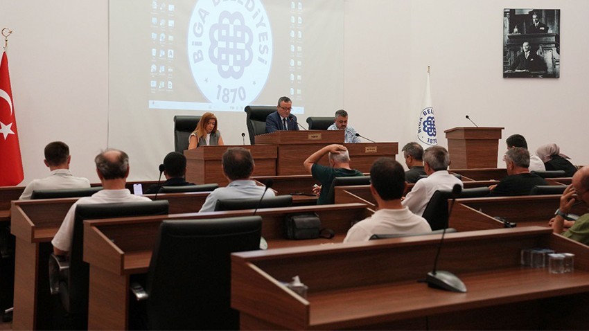 Biga İçdaş Fen Lisesi Kontenjanı 90’dan 60’a Düştü: Mecliste Gündem Oldu 