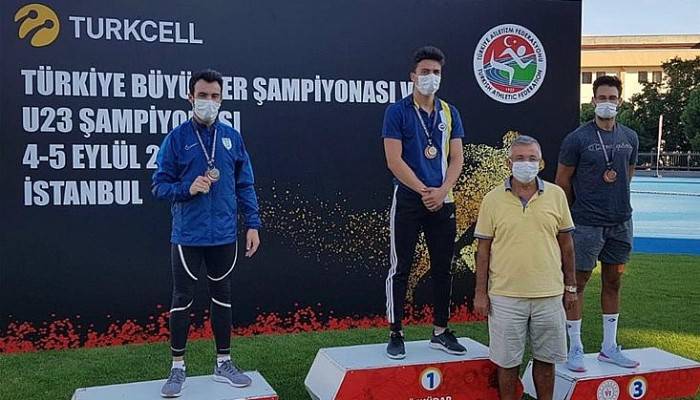 Şampiyonada Çanakkale Rüzgarı: 2 Şampiyon 6 Madalya  