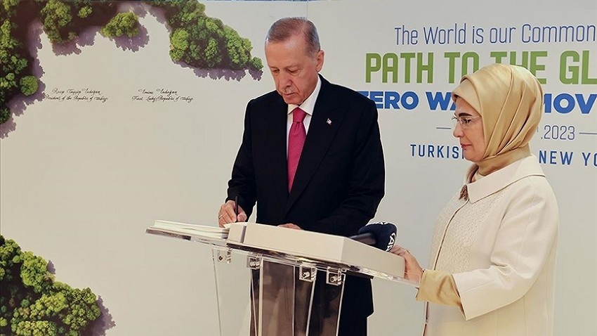  New York'ta ilk imzayı Cumhurbaşkanı Erdoğan attı