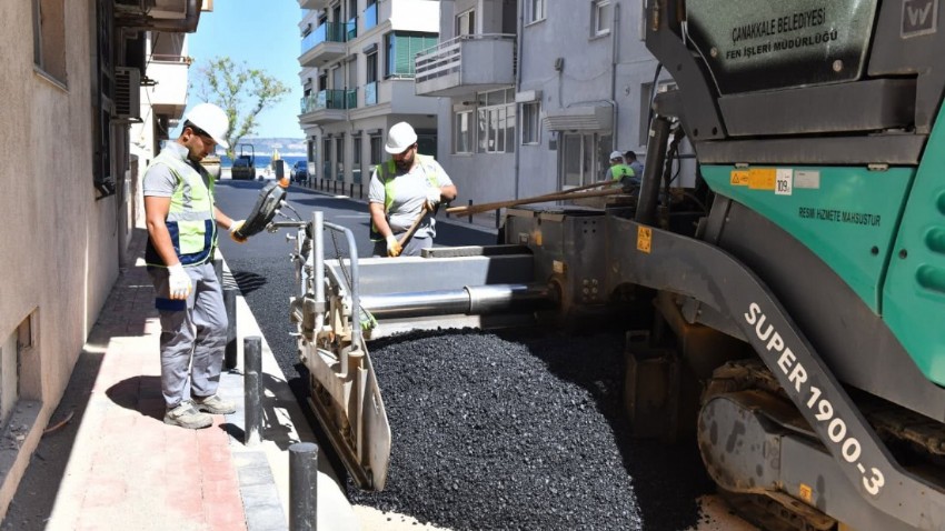 Cevatpaşa Mahallesi'nde Üstyapı Yenileme Mesaisi Sürüyor