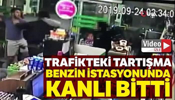 Trafikte kavga eden sürücüler benzin istasyonunda birbirine girdi