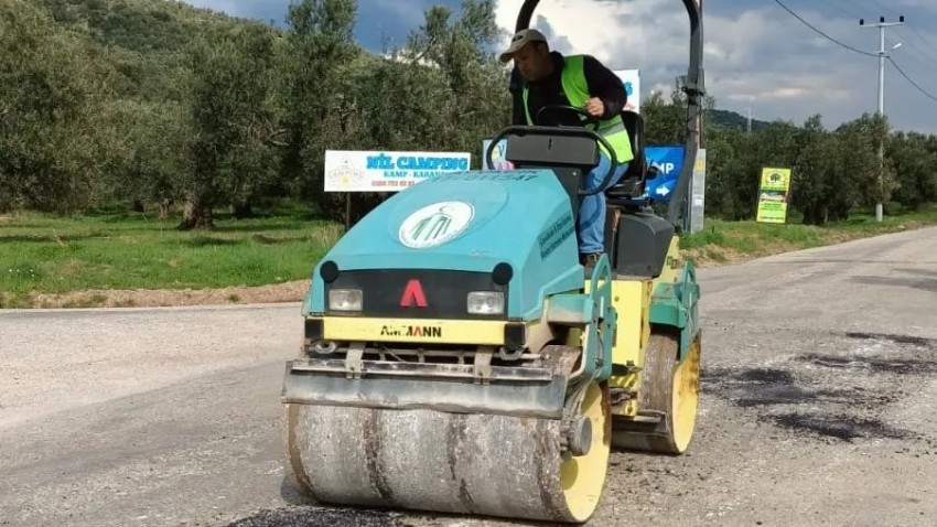 Küçükkuyu Sahil Yolunda Bakım ve Onarım Tamamlandı