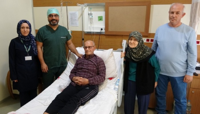 AYNI AY VE AYNI YIL DOĞDUĞU BEYİN ÖLÜMÜ GERÇEKLEŞEN HASTANIN BAĞIŞLANAN BÖBREĞİYLE SAĞLIĞINA KAVUŞTU