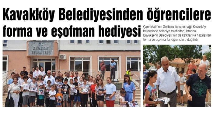 Kavakköy Belediyesinden öğrencilere forma ve eşofman hediyesi