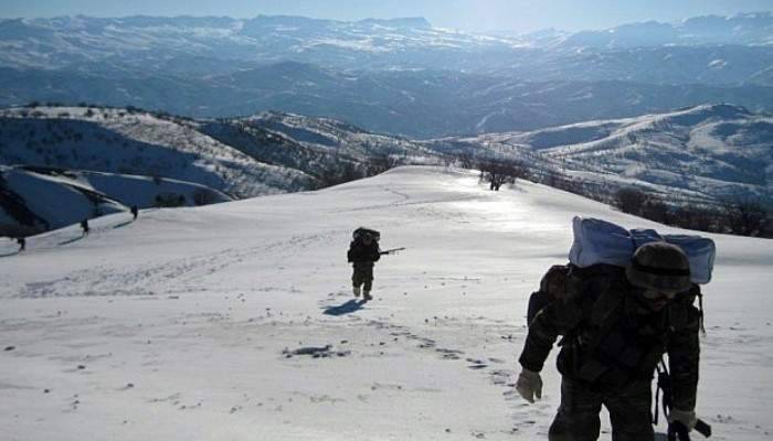  Tendürek Dağı’na havadan ve karadan operasyon 