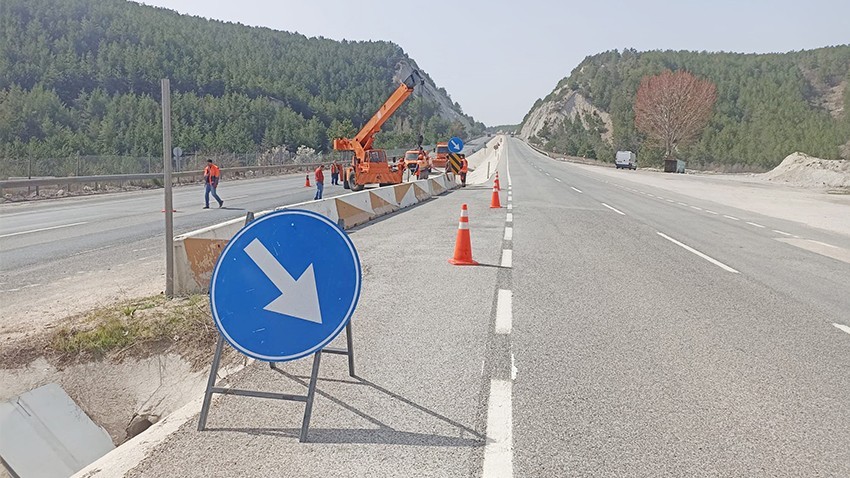 Yollar bayrama hazır