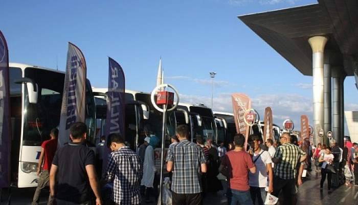 Terminalde bayram yoğunluğu