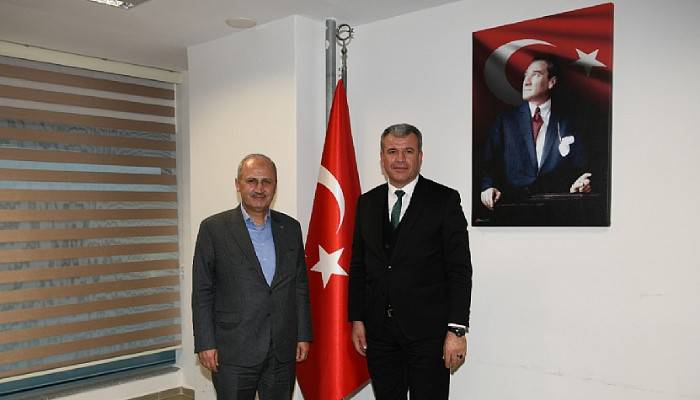 Elbi görüşmeden boş dönmedi