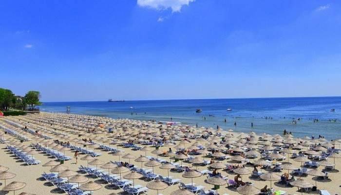 İstanbul'da plaj sezonu açıldı