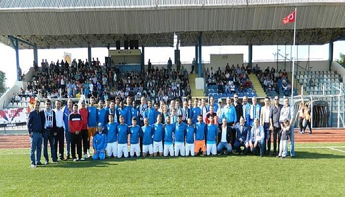 Şampiyon Kupasını Kendi Sahasında Alıyor