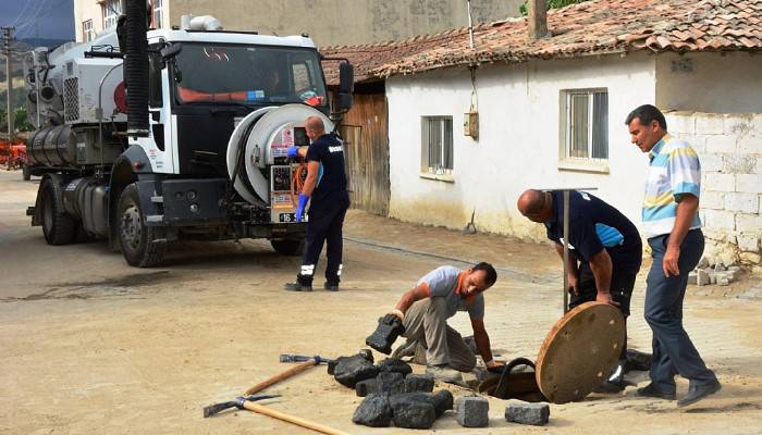  Lapseki'de alt ve üst yapı çalışmaları devam ediyor