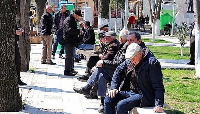 65 yaş ve üstü ile kronik rahatsızlığı olanlara sınırlandırma geldi