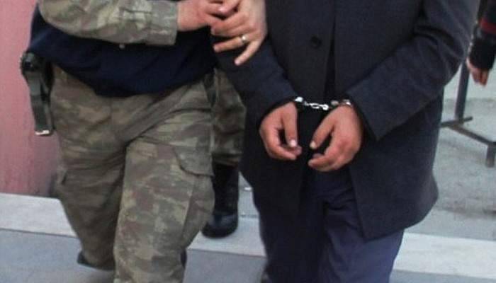 Meclis üyesi sahte kimlikle yakalandı!