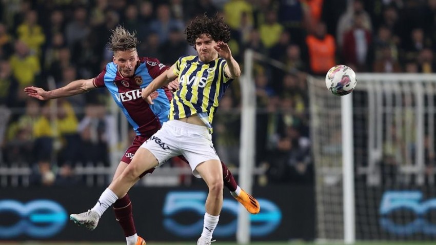 Fenerbahçe-Trabzon karşılaşıyor! 11'ler belli oldu