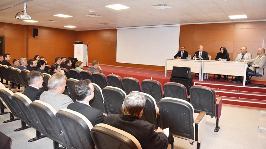 Çanakkale Kamu Hastanelerinde Hizmet Verimliliği Masaya Yatırıldı