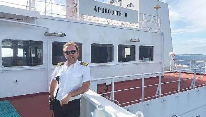 Korsanların kaçırdığı Kaptan Arsoy'un ailesi iyi haber bekliyor