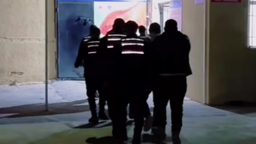 Göçmen Kaçakçılığı Operasyonu: 4 Tutuklama