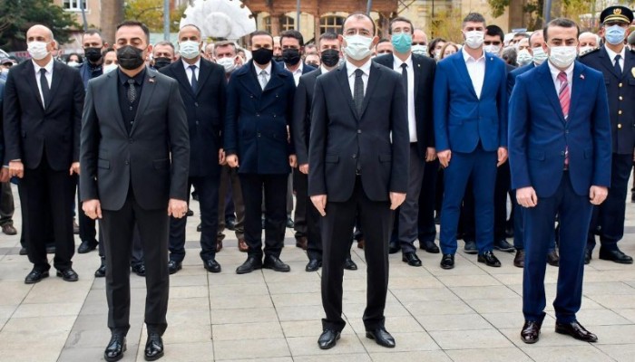 BİGA'DA 10 KASIM ATATÜRK'Ü ANMA TÖRENİ