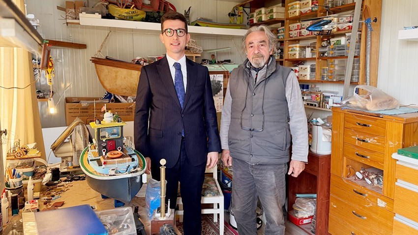 Kaymakam Kaptanoğlu’ndan Maket Gemi Ustasına Ziyaret
