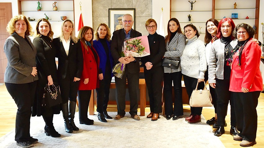 CHP kadın kollarından Başkan Gökhan’a ziyaret