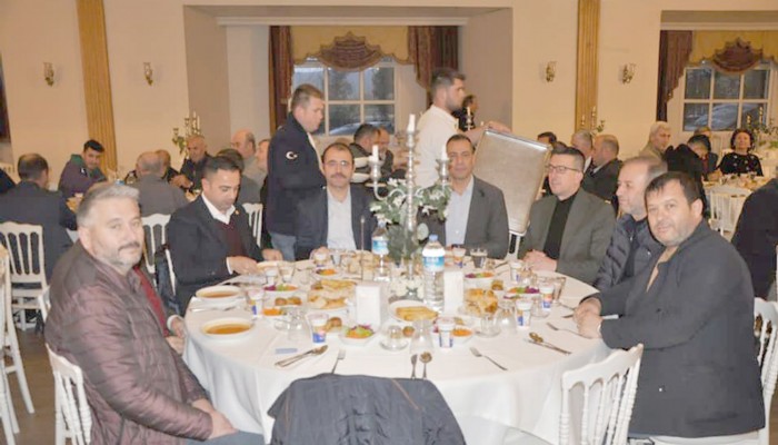 Biga Kaymakamı Dolu Köy Ve Mahalle Muhtarları İle İftarda Bir Araya Geldi