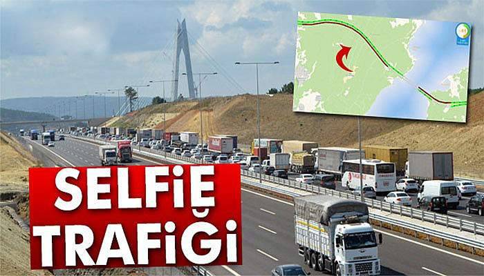 Selfie çılgınlığı trafiği felç etti