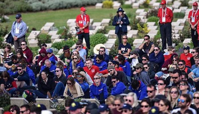 LONE PİNE ANITI'NDA ANMA TÖRENİ