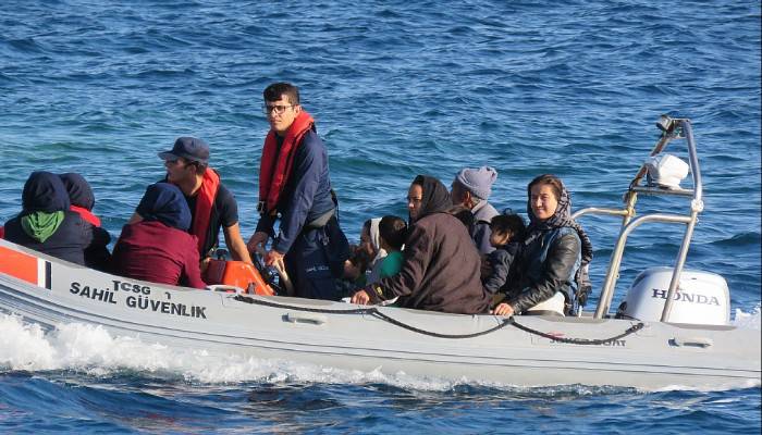 Çanakkale’de 242 mülteci yakalandı (VİDEO)