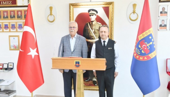 Başkan Gökhan İl Jandarma Komutanı Akman'ı ziyaret etti