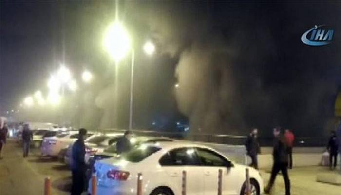  Otogar'da iki otobüs yandı