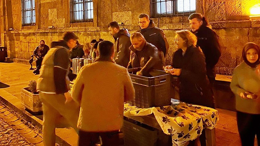 Bozcaada Belediyesi’nden Ramazan İkramı