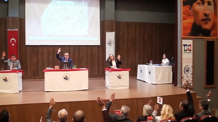 Kepez Belediye Meclisinde Cadde İsmi Kararı Tartışma Yarattı