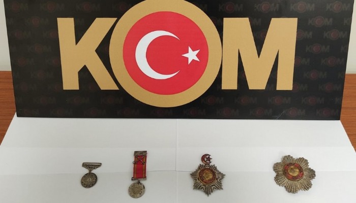 Osmanlı madalyalarına el kondu!