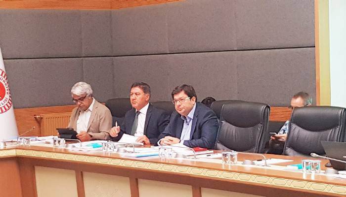 Erkek’ten İçtüzük Uyarısı