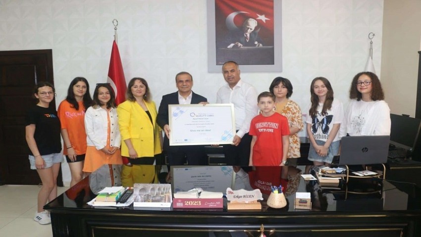 Hamdibey Ortaokulu yönetiminden Erkan Bilen’e ziyaret