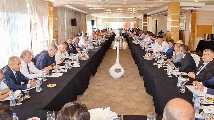 CHP’nin 81 il başkanı Ankara’da bir araya geldi