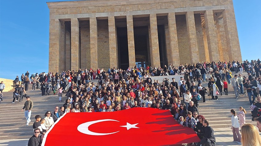 Bayramiç MHP’den Anıtkabir Ziyareti