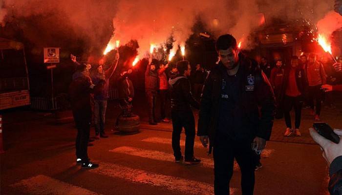  Trabzonspor'a coşkulu karşılama