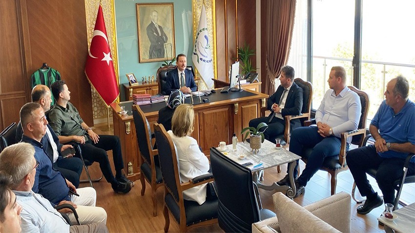 Lapseki’de AK Parti Türkiye Yüzyılı Buluşmaları Programı