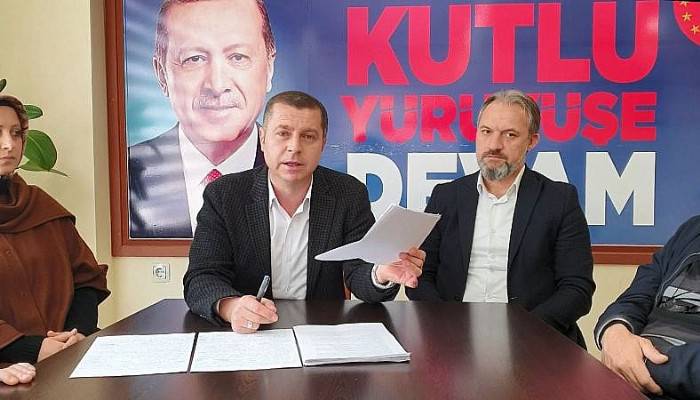Bırakın Artık Mağdur Siyasetini, İş Yapın! Halkımız Size Bunun İçin Yetki Verdi