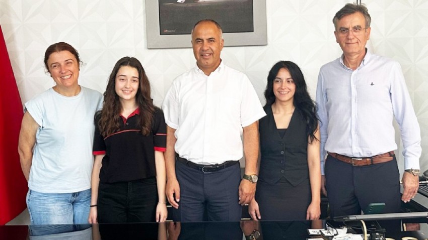 Olimpiyat Sınavını Başarı İle Geçen Nehir Üzel’den Erkan Bilen’e Ziyaret 