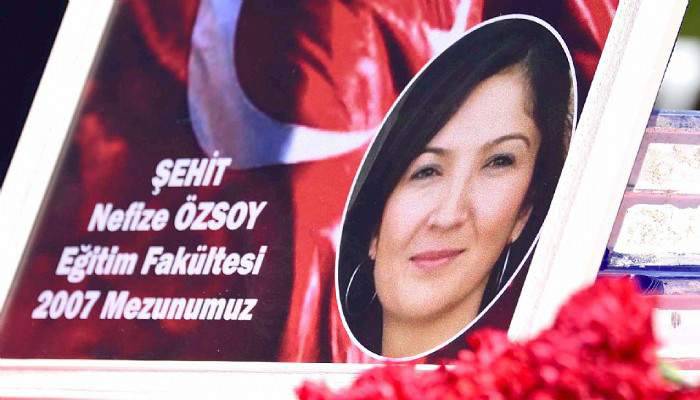 ‘Canlı bomba’yı yere yatırıp kelepçe takmış’